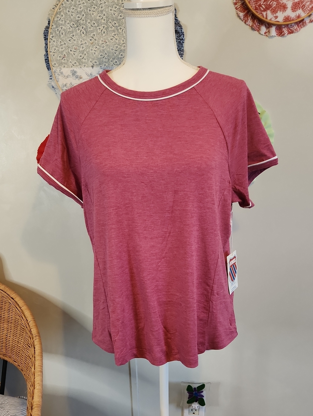 K-Swiss Short-Sleeve Crew Tee in Rose Pink with White Trim